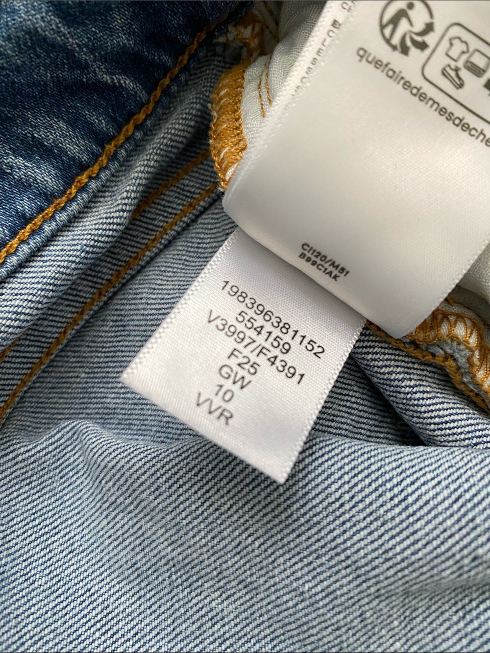 L.L. Bean Beanflex Barrel Jeans. Size 10. - Picture 6 of 11